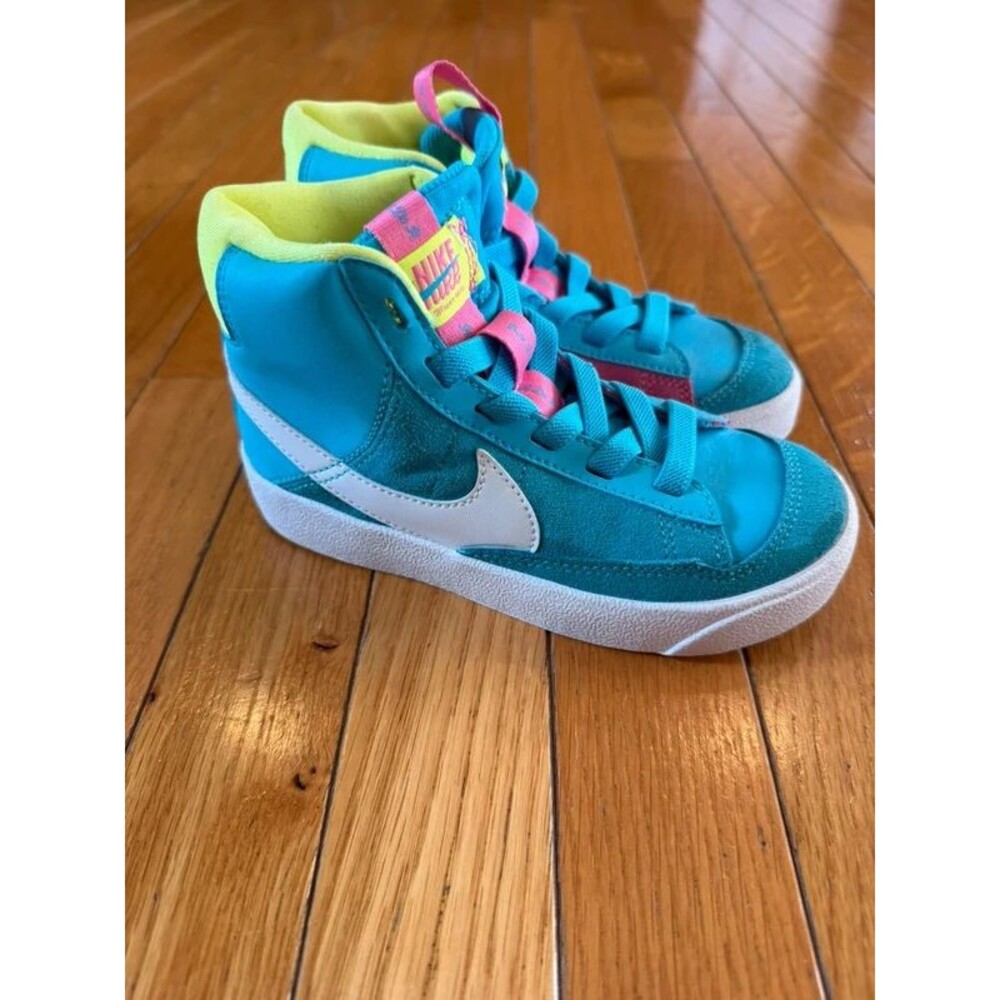 Nike Kids' Blazer Mid '77 SE Dance Sneakers Tennis Shoes Girls Sz 11 Child